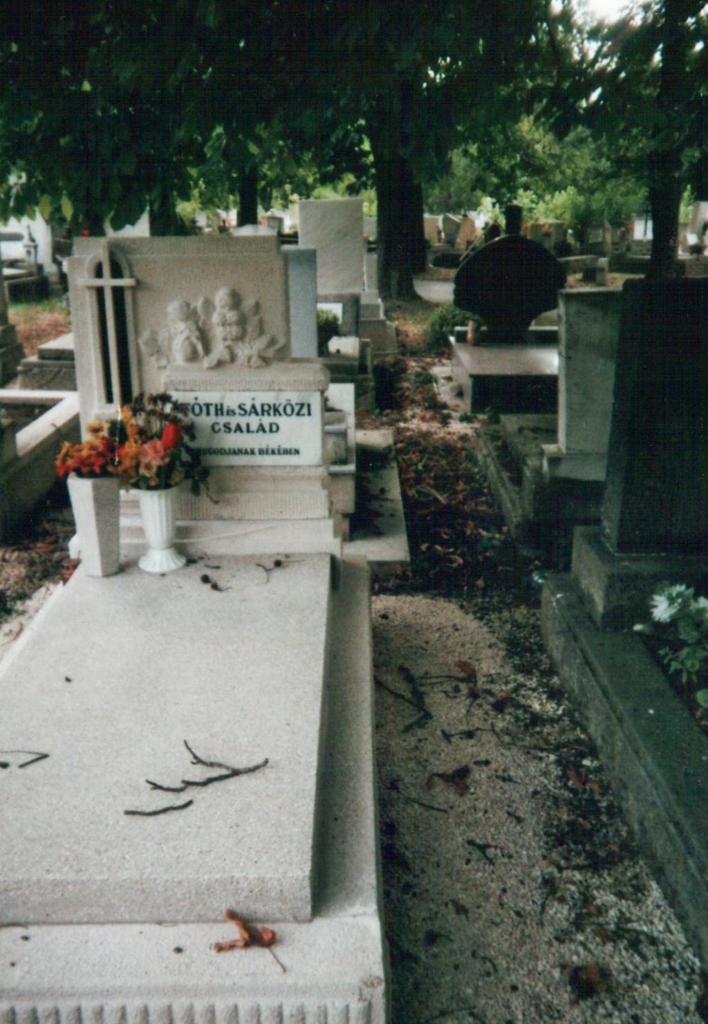 Image: 003-1270223.jpg