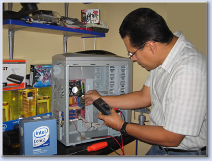 Reparacion de ordenadores y portatiles a domicilio en Madrid y Barcelona. Servicio informatico a particulares y empresas (24h sábado y domingo)