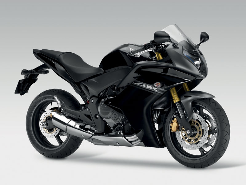 http://img41.xooimage.com/files/a/3/a/2011-honda-cbr600...l-photos-285a21e.jpg